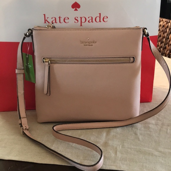 💕NWT Kate Spade Jackson Top Zip Crossbody - Picture 2 of 6